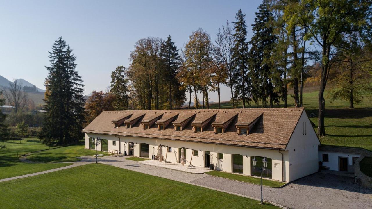 Kaštieľ Kubínyi - Adult Friendly Hotel Dolny Kubin